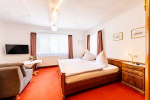 FDFrey-DZ-8908-2500px FDFrey-DZ-8908-2500px