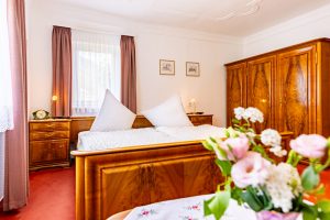 FDFrey-DZ-8980-2500px FDFrey-DZ-8980-2500px