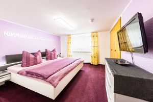 FDFrey-FeWoBT-8526-2500px